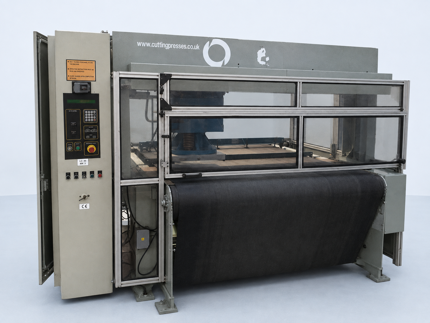 lc30-enclosed-cutting-press